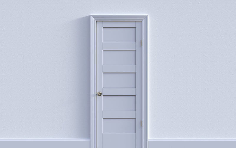 Бяла интериорна врата